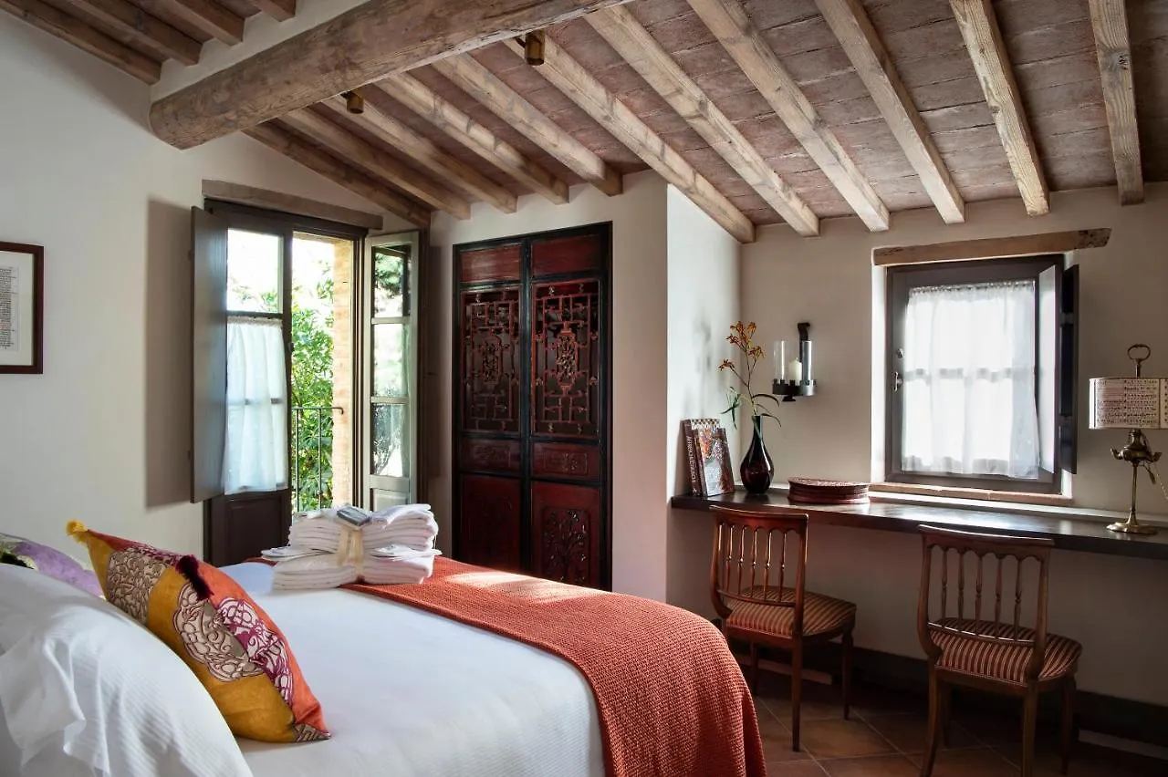 La Moscadella Hotel Castelmuzio 3*,  Italië