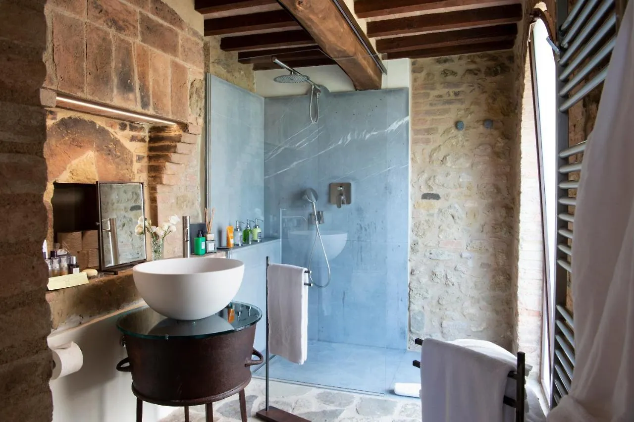 La Moscadella Hotel Castelmuzio 3*,  Italy