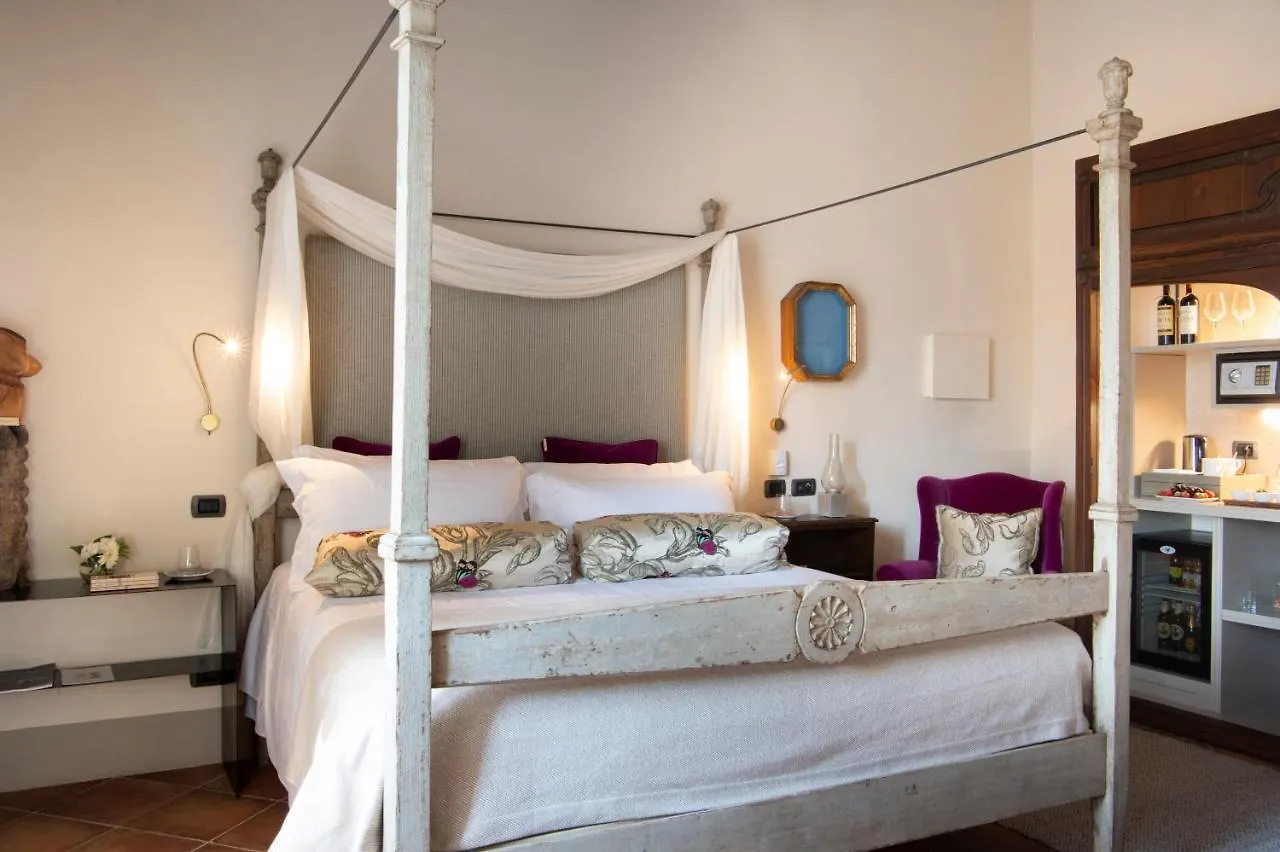***  La Moscadella Hotel Castelmuzio Italy